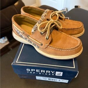 Sperry’s Intrepid Tan Leopard Sequin size 7 women’s